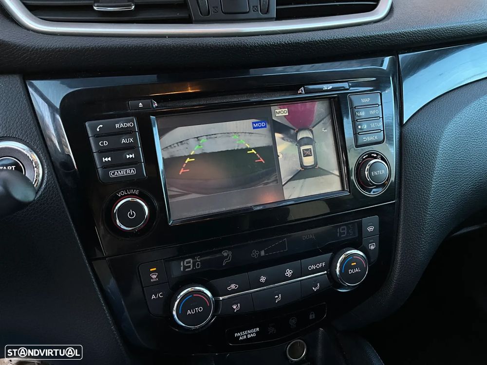 Nissan Qashqai 1.6 dCi ALL-MODE 4x4i TEKNA - 18