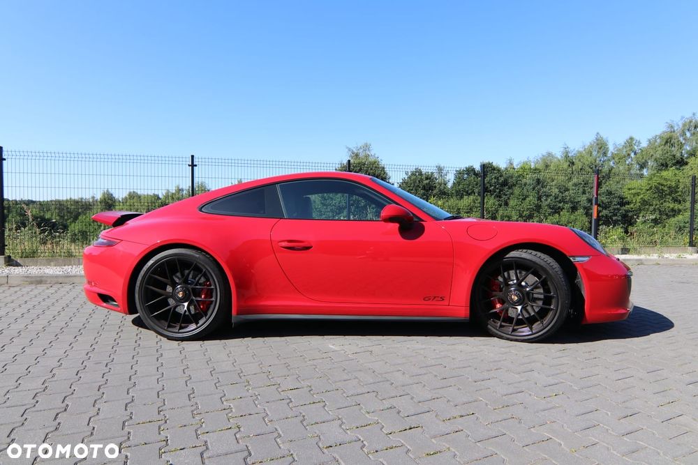 Porsche 911 Carrera GTS PDK - 9