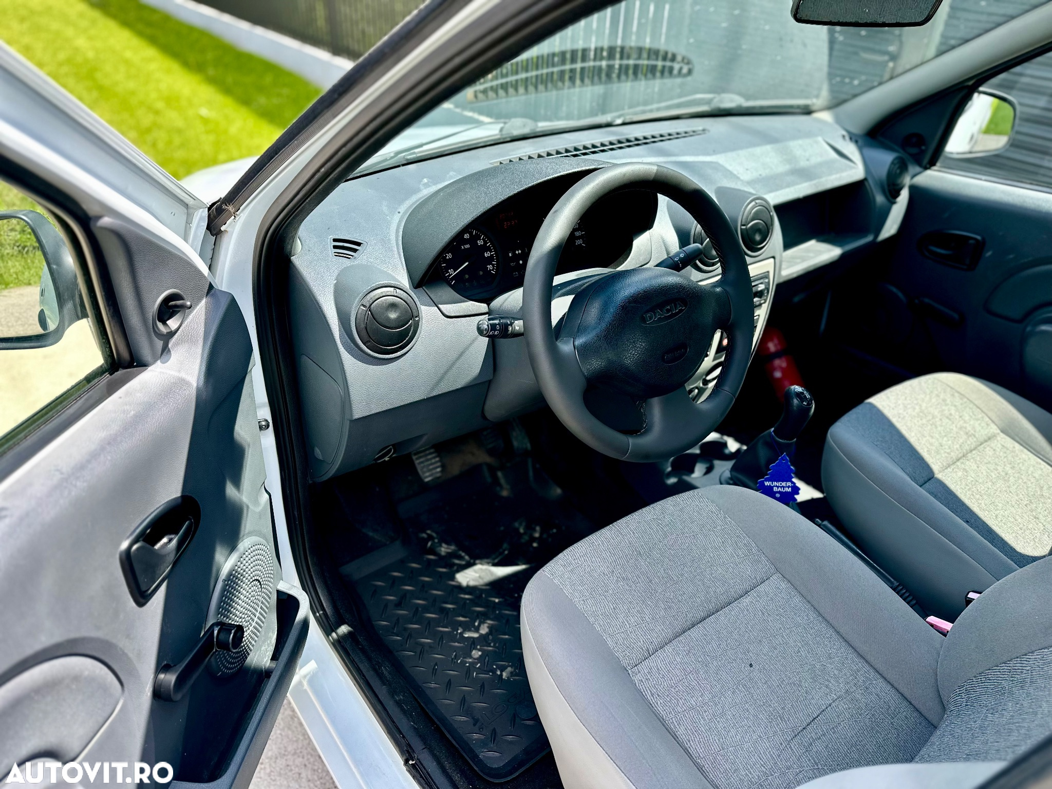 Dacia Pick Up - 25