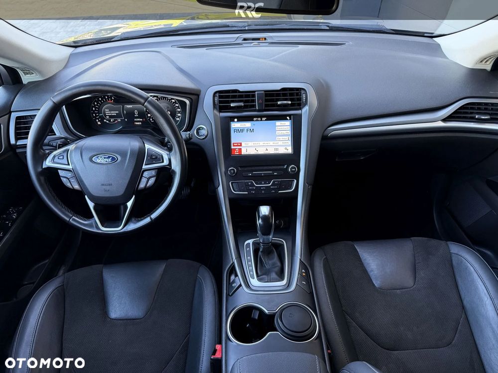 Ford Mondeo 2.0 TDCi Titanium PowerShift - 23