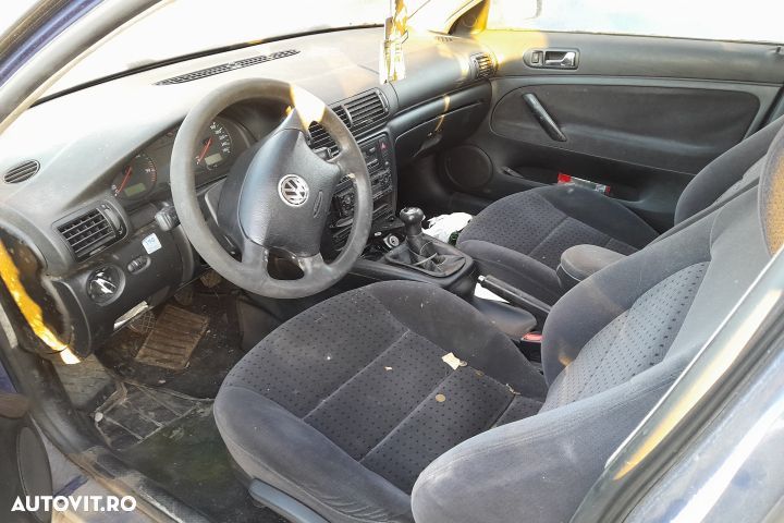 Dezmembrez Volkswagen VW Passat B5 [1996 - 2000] Sedan 4-usi 1.9 TDI - 5