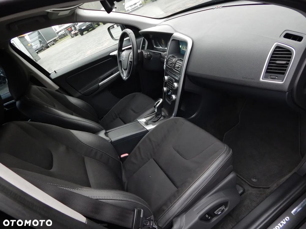 Volvo XC 60 T5 Geartronic Kinetic - 10