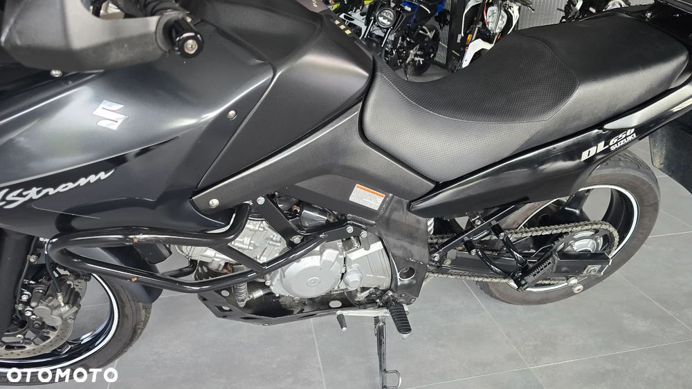 Suzuki V-STROM - 9