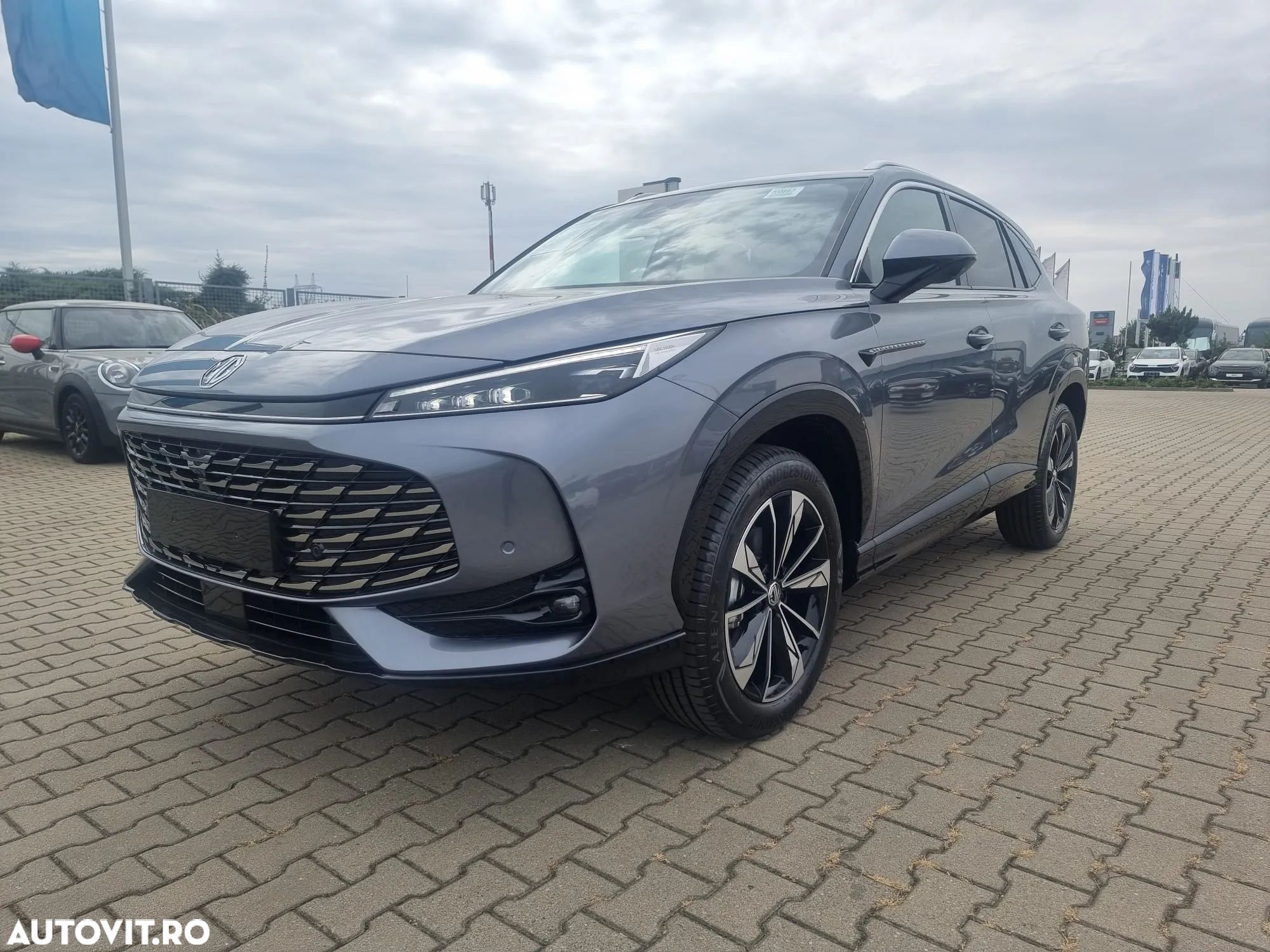 MG HS 1.5 T-GDi 7DCT Exclusive - 1