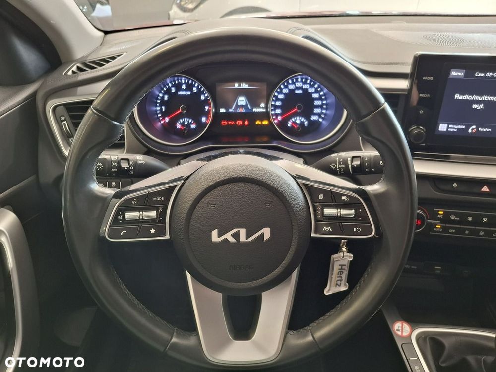 Kia XCeed - 14