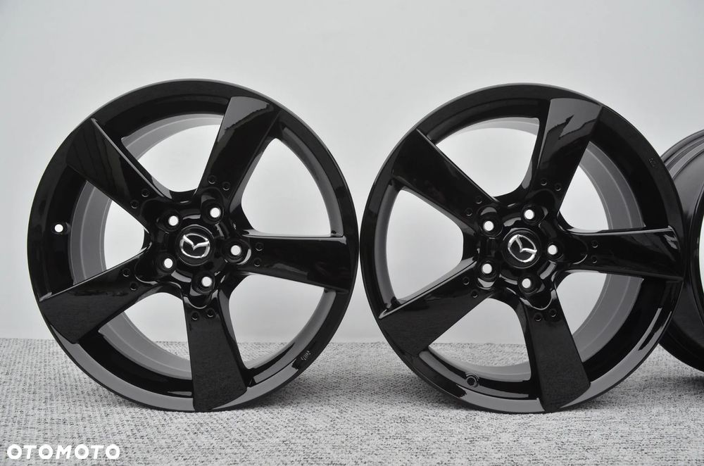 Felgi 8x18 5x114.3 Mazda 2 3 5 6 CX-3 CX-5 CX-7 CX60 CX-9 CX30 RX-8 - 4