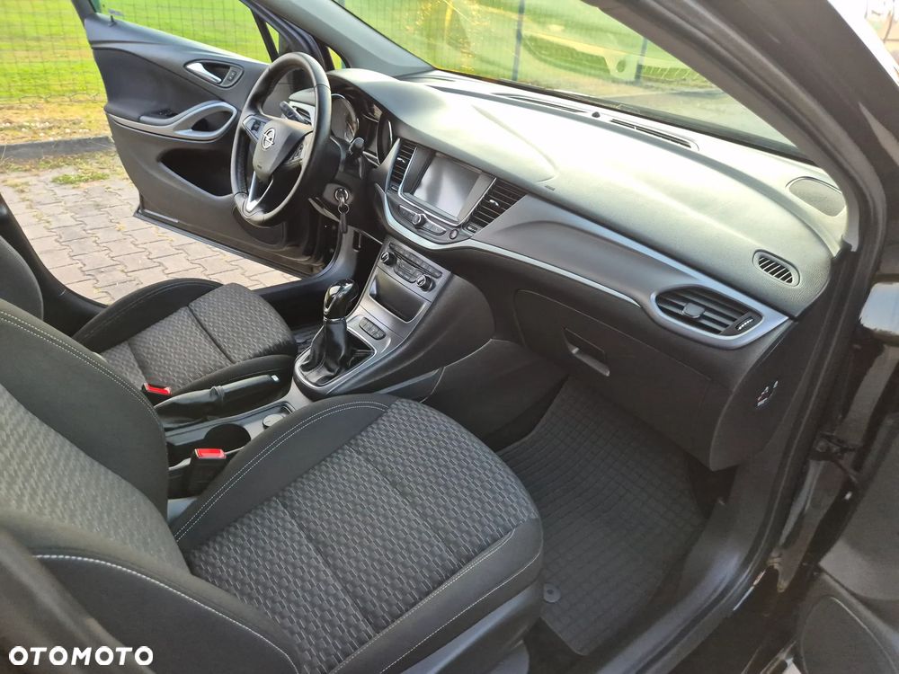 Opel Astra - 33