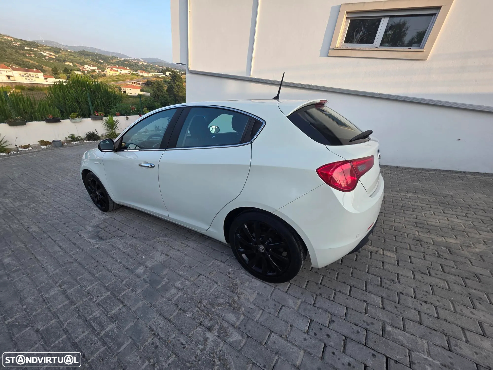Alfa Romeo Giulietta 1.6 JTDm Distinctive - 7