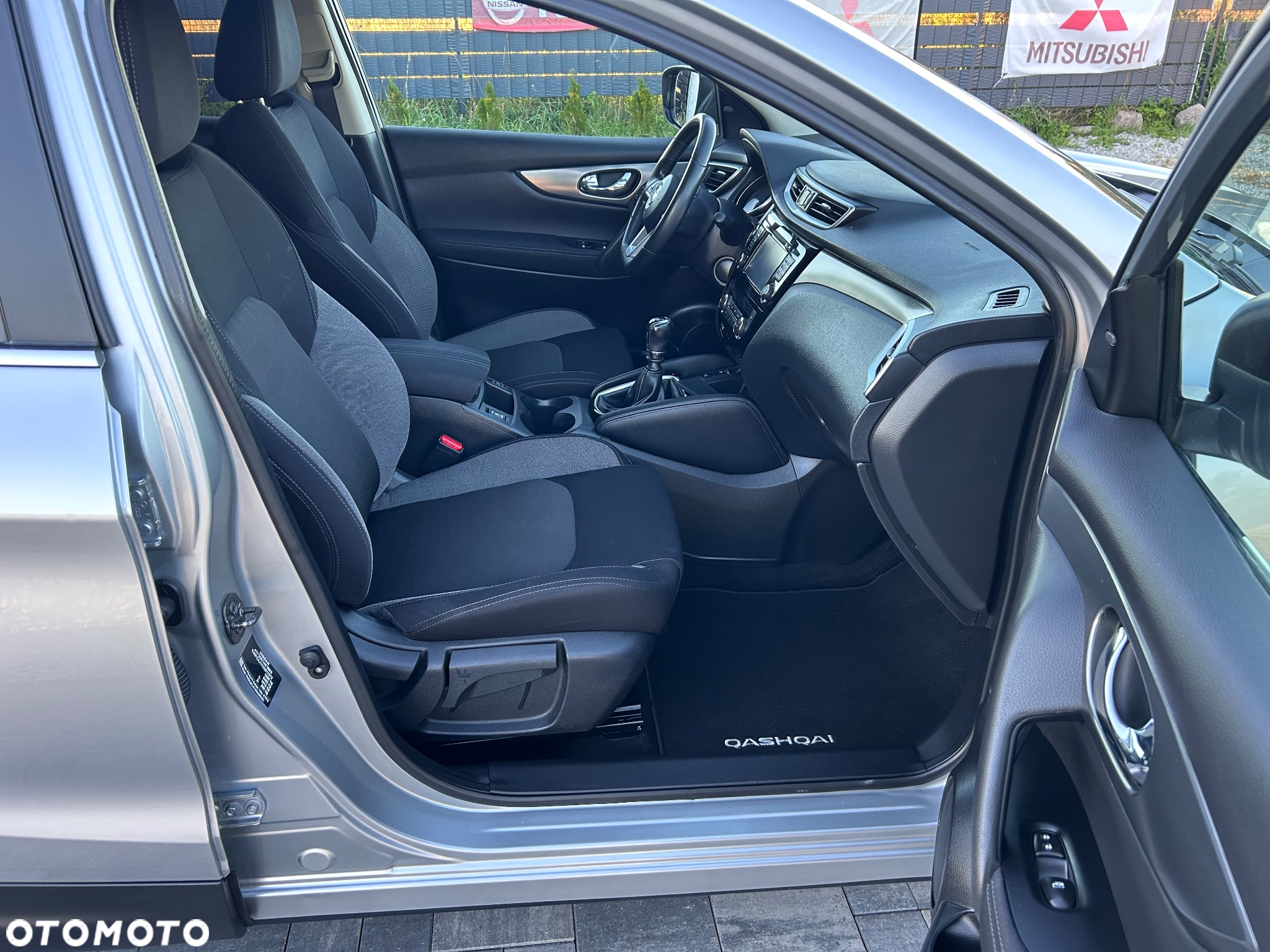 Nissan Qashqai 1.6 DIG-T N-Connecta - 13