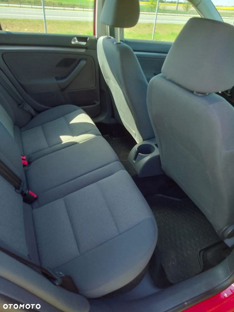Volkswagen Golf 1.9 TDI DPF Trendline - 15