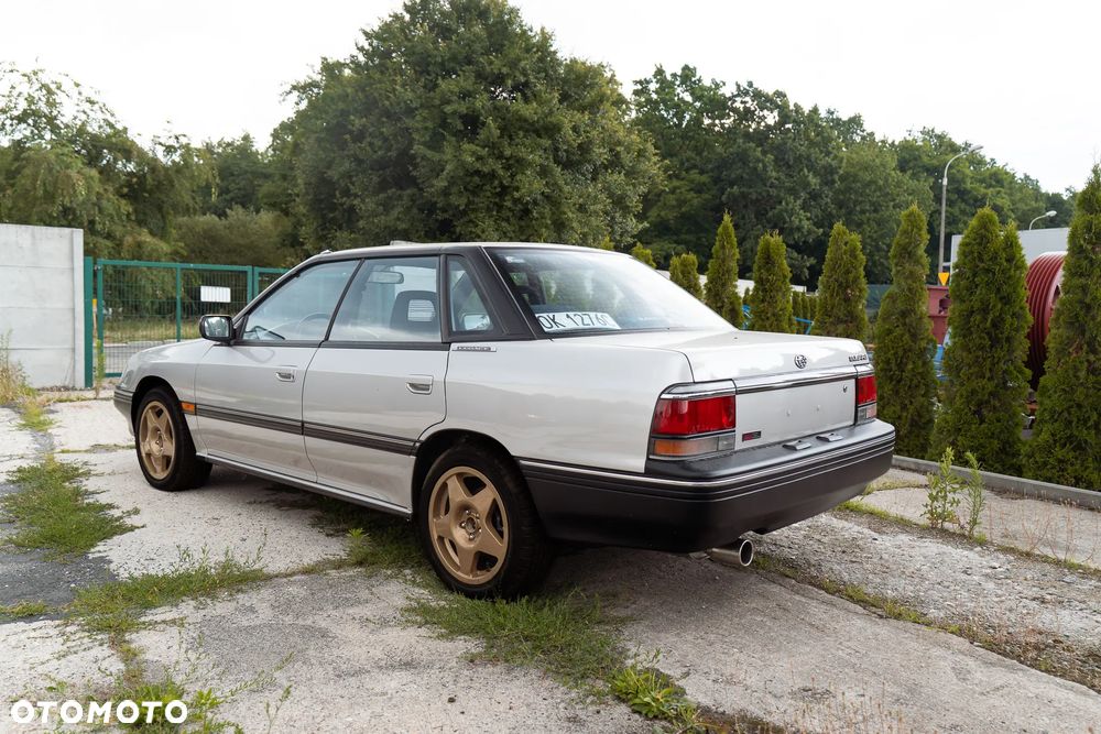 Subaru Legacy - 10