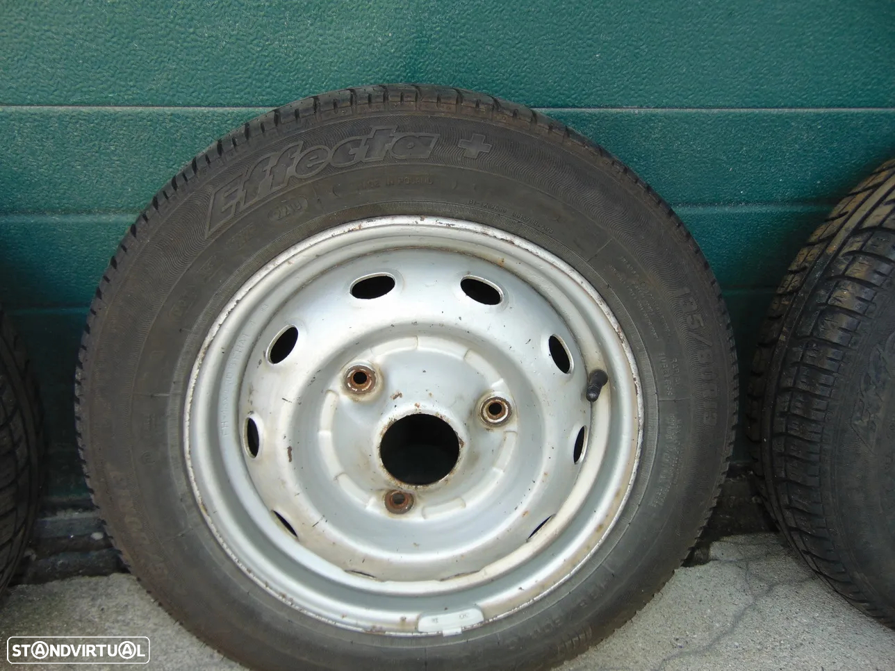 Renault 4L jantes - 3