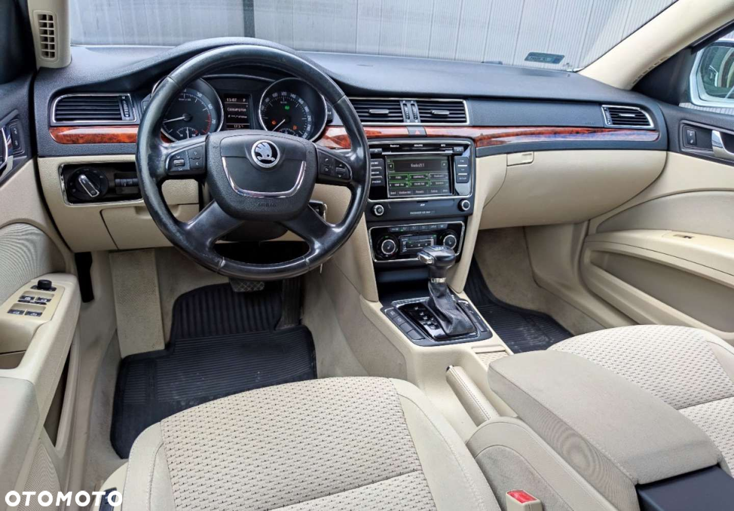 Skoda Superb 2.0 TSI Elegance Outdoor DSG - 22