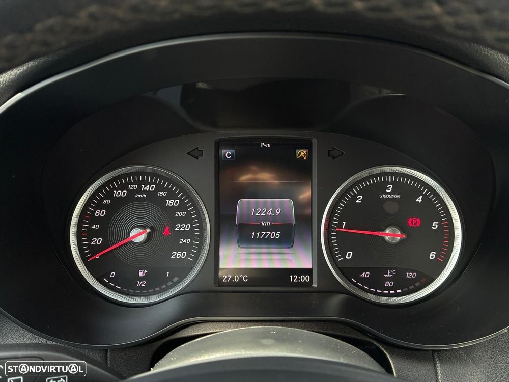 Mercedes-Benz C 200 d Avantgarde - 19