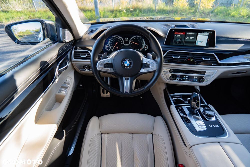 BMW Seria 7 M760Li xDrive - 11