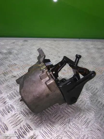 Reparação de Motor Volvo V40 1.6D D4162 - 12