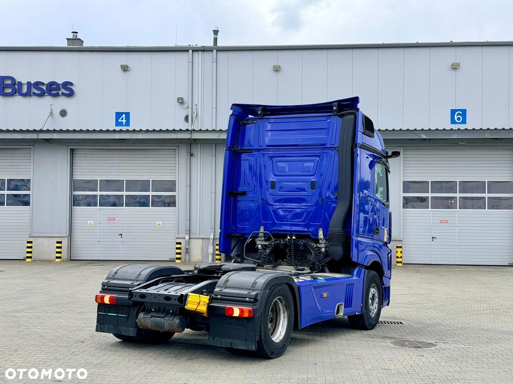 Mercedes-Benz MP5 1848 - 4