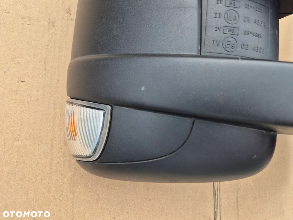 Iveco Daily lusterko prawe.Długie.Laweta.Kontener.Oryginał.9 pin..2014- - 2
