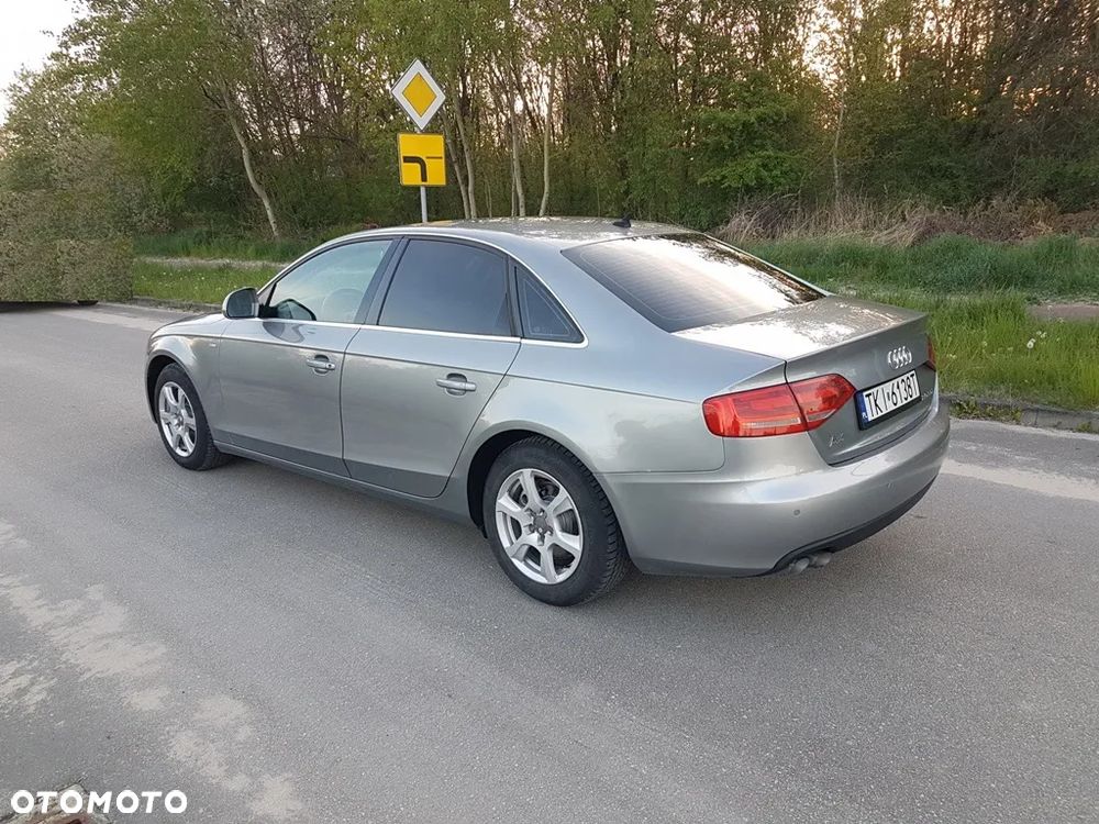 Audi A4 Limousine 2.0 TDI DPF Ambition - 11