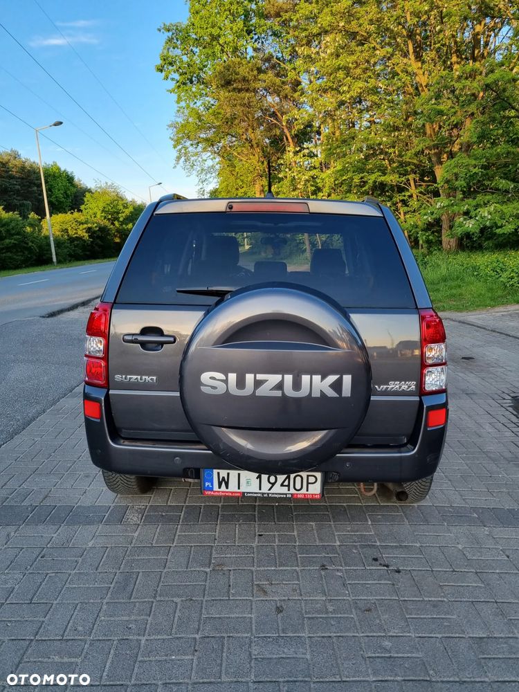 Suzuki Grand Vitara 2.4 De Luxe - 6