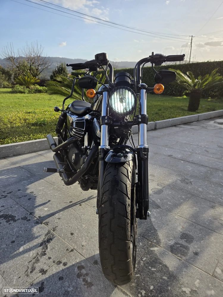 Harley-Davidson XL 1200 Forty-Eight - 2