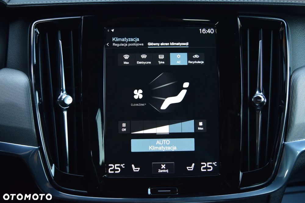 Volvo V90 D4 Geartronic R Design - 25