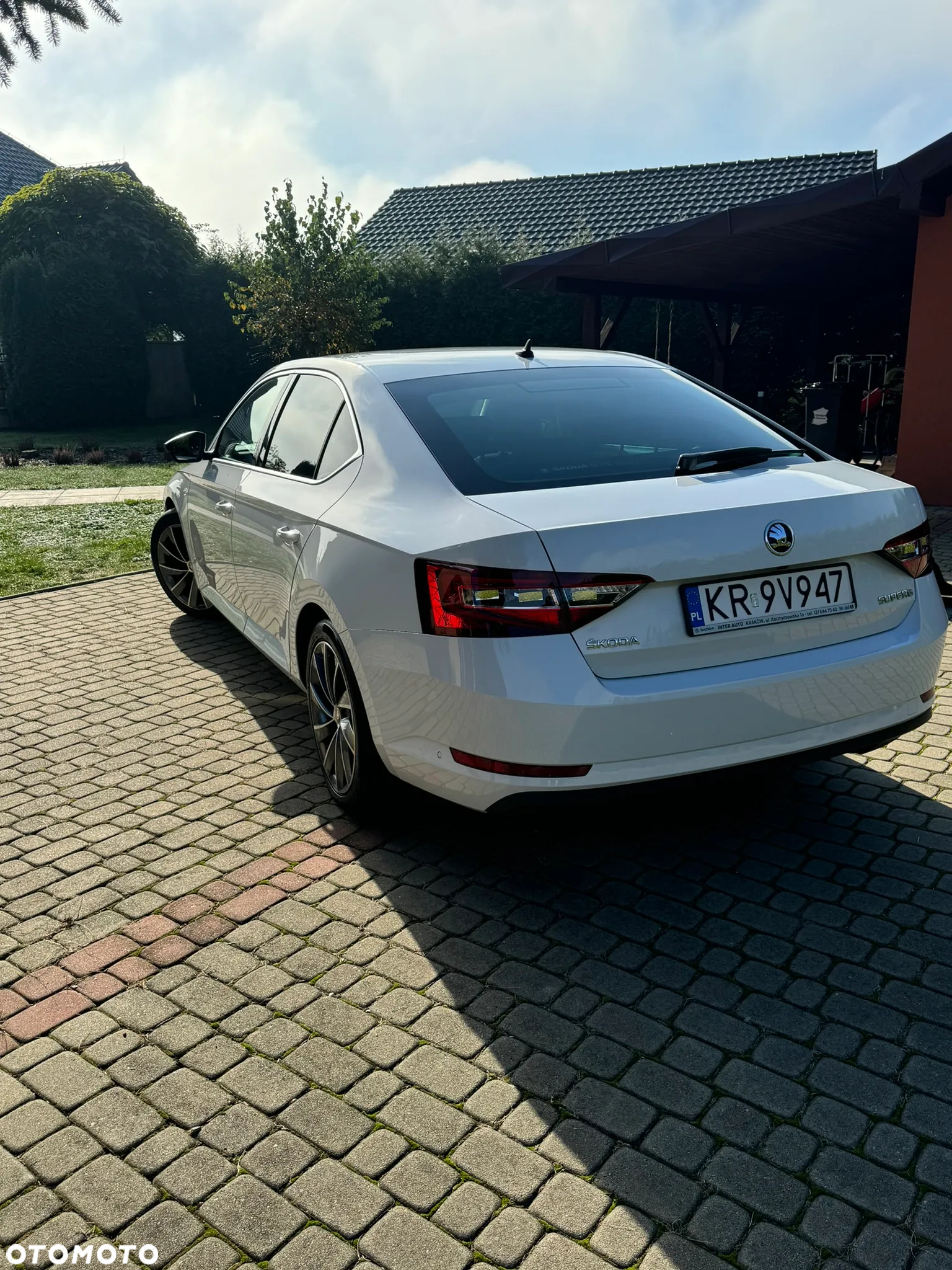 Skoda Superb 2.0 TDI L&K DSG - 7