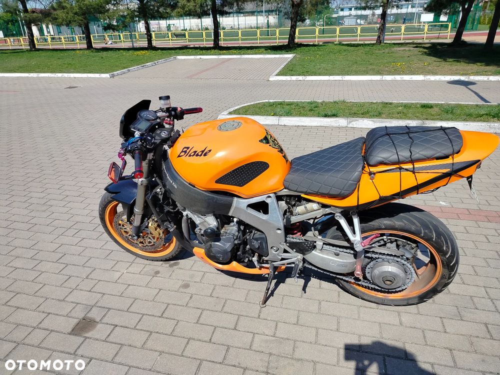 Honda CBR - 4