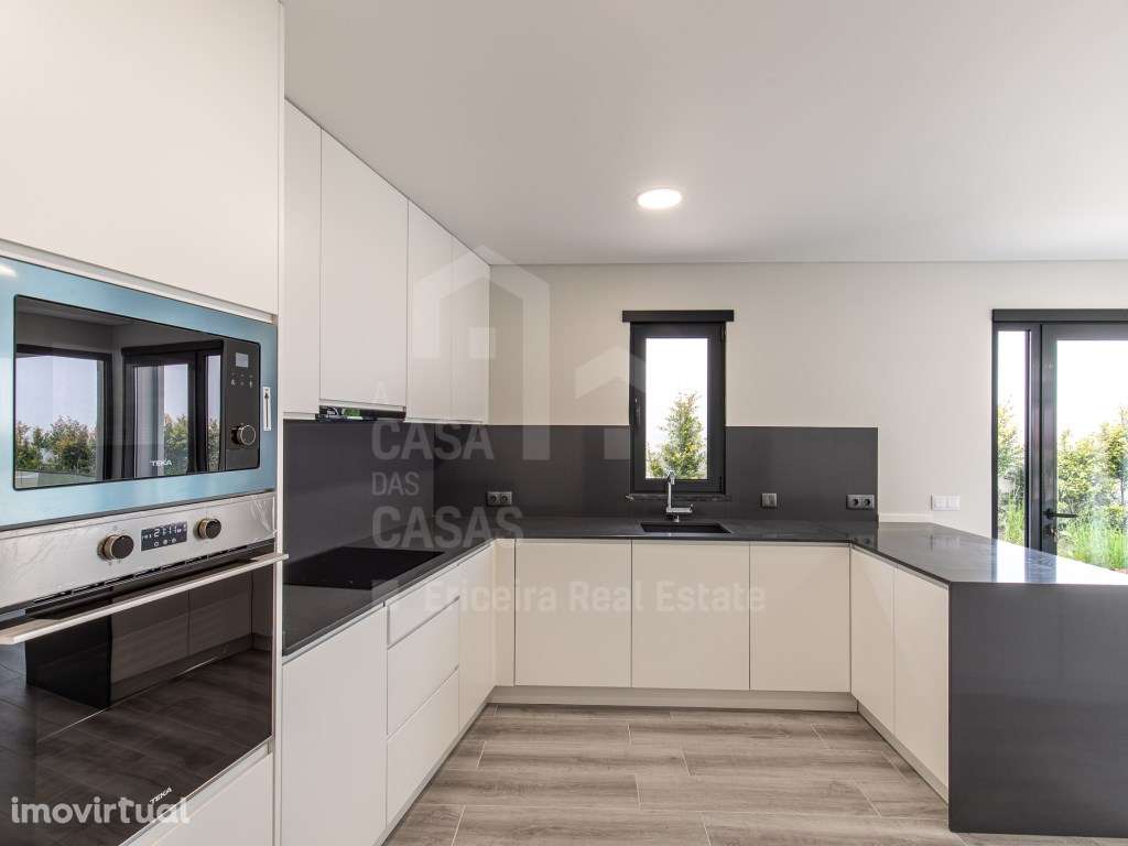 Vende Moradia T5 - Malveira 9km, A Casa das Casas - Grande imagem: 2/43