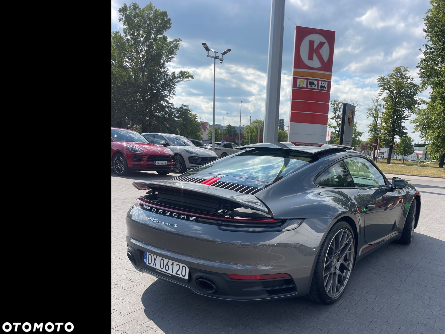 Porsche 911 Carrera 4S - 7