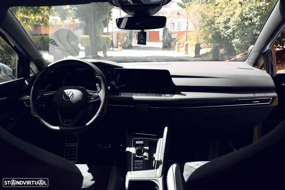 VW Golf 2.0 TSI R DSG - 19