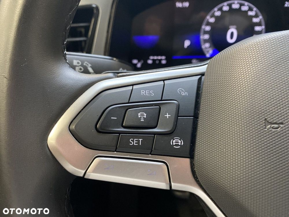 Volkswagen T-Roc 1.5 TSI Life DSG - 24