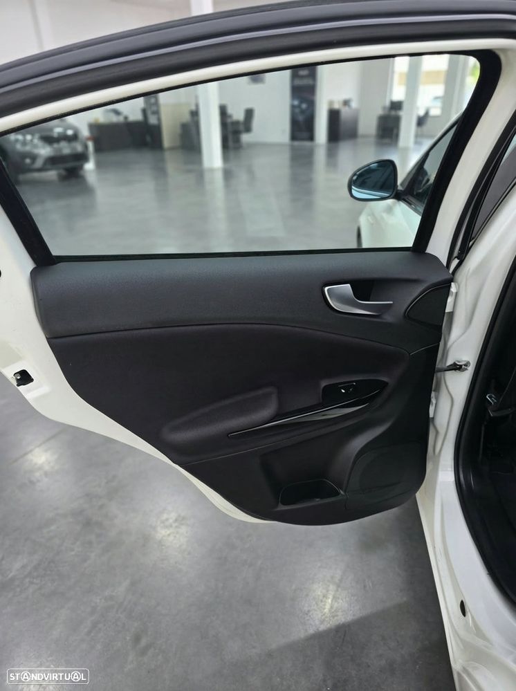 Alfa Romeo Giulietta 1.6 JTDM 16V - 15