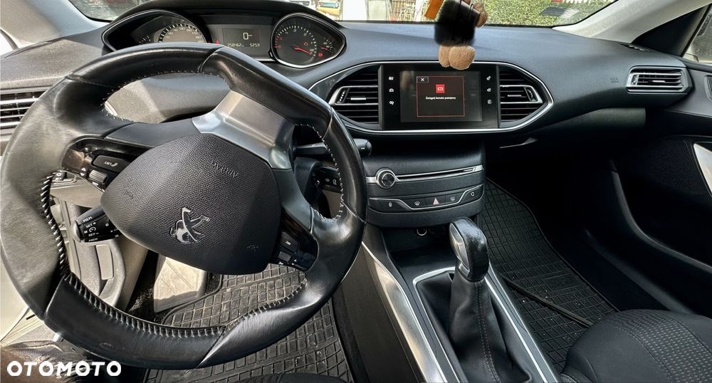 Peugeot 308 - 6