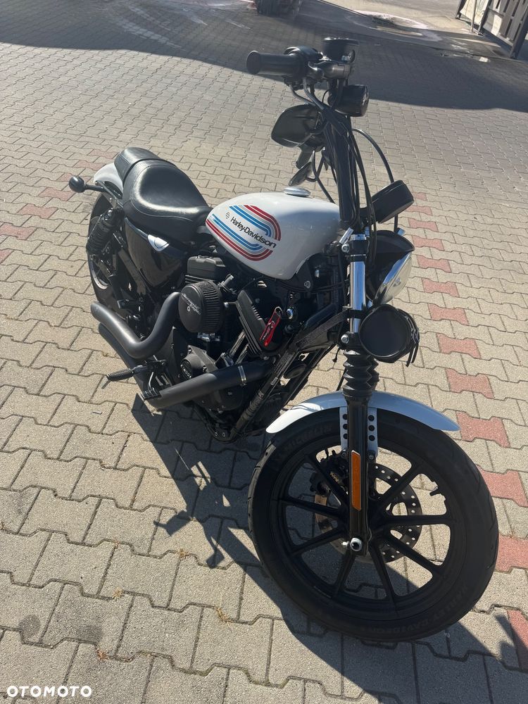 Harley-Davidson Sportster - 1