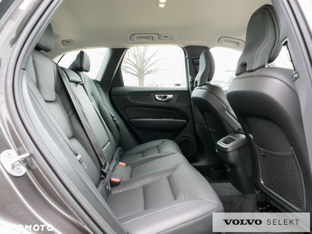 Volvo XC 60 - 33