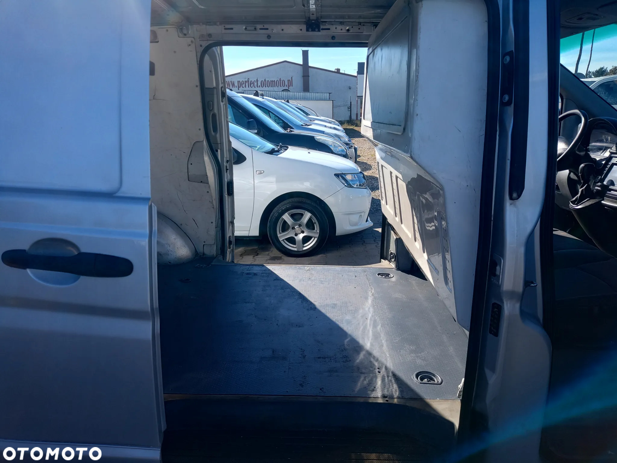 Mercedes-Benz Vito - 17