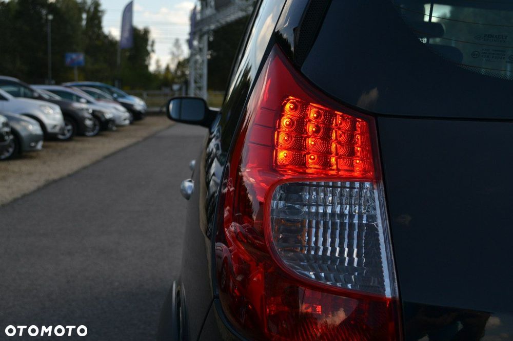 Renault Scenic Conquest - 18