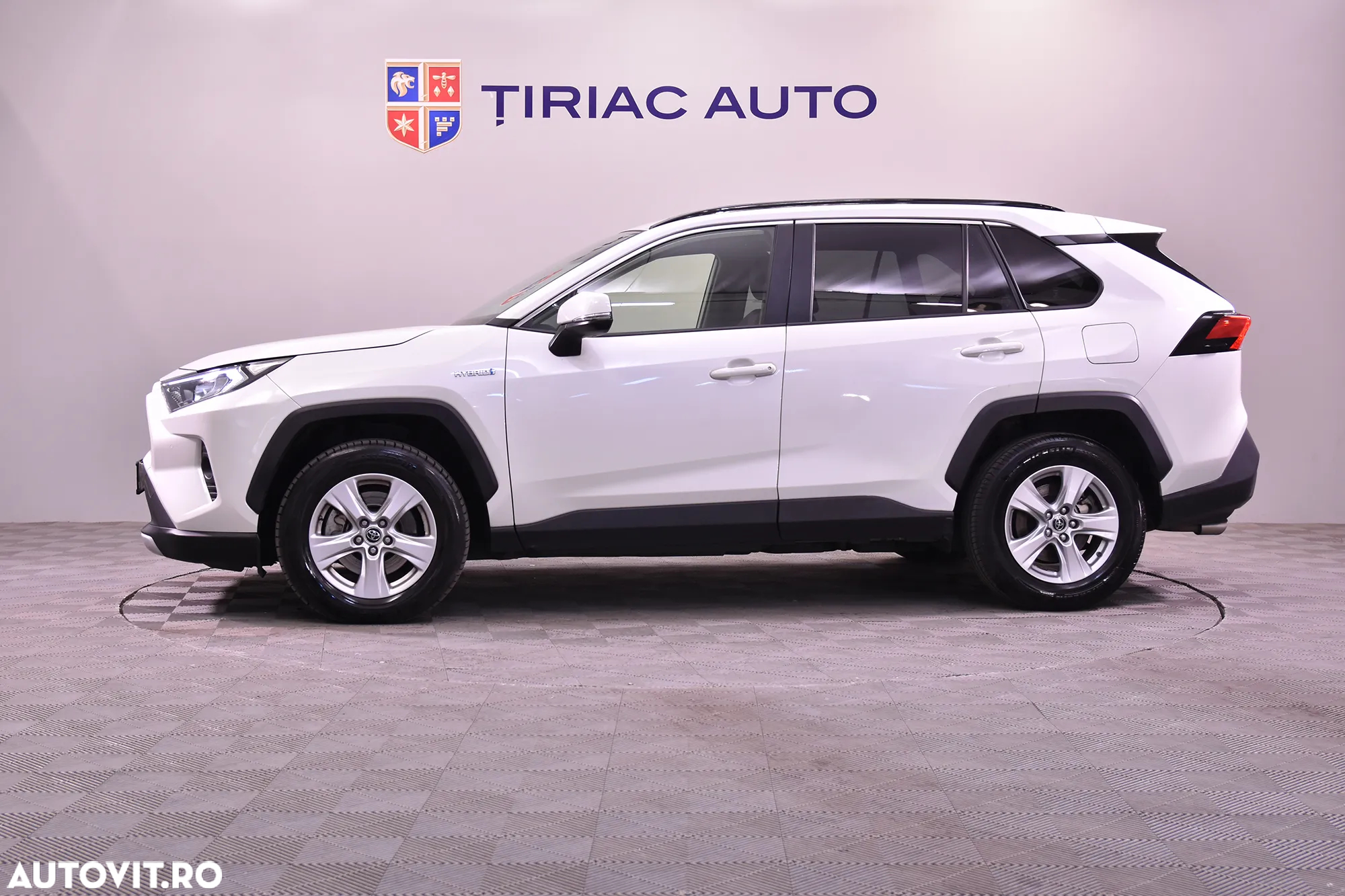 Toyota RAV4 - 2