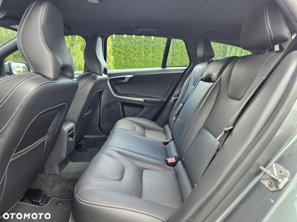 Volvo V60 - 14
