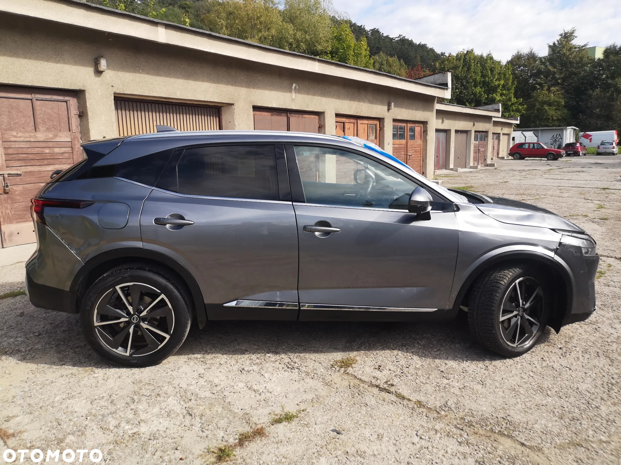 Nissan Qashqai 1.3 DIG-T mHEV Premiere Edition Xtronic - 4