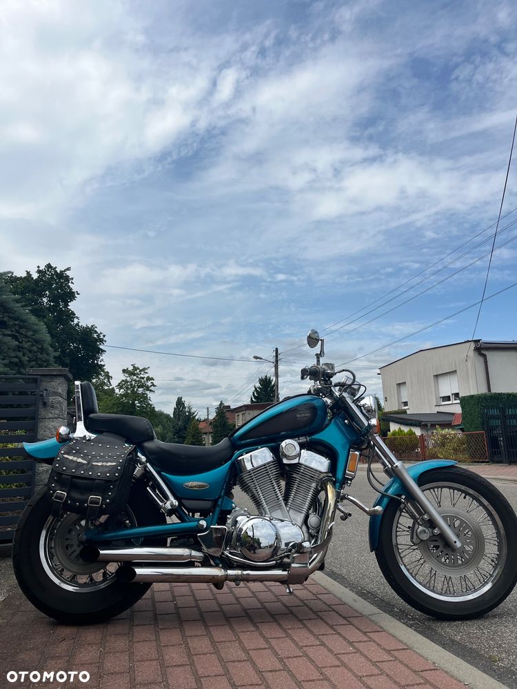 Suzuki Intruder - 5