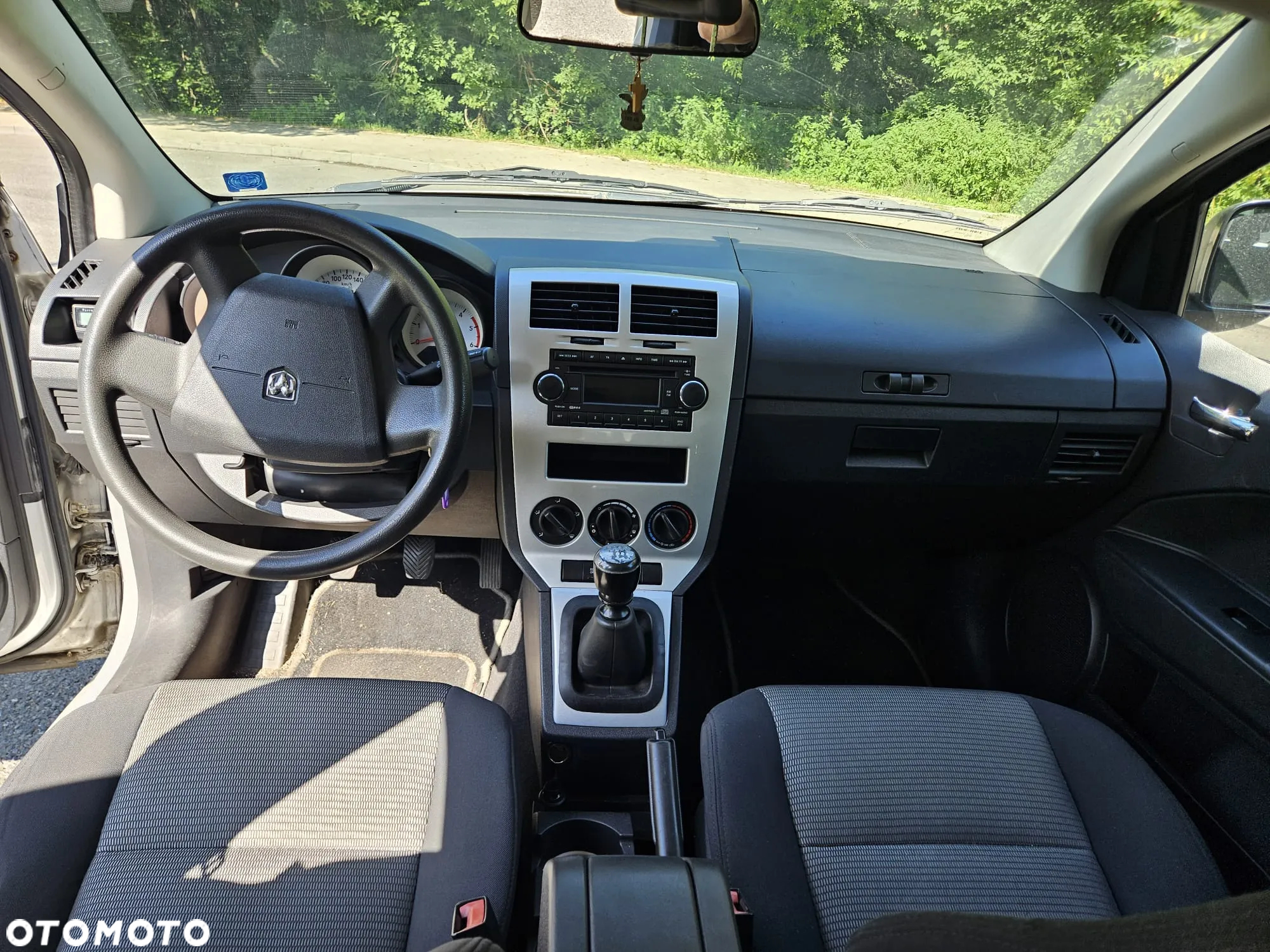 Dodge Caliber - 7