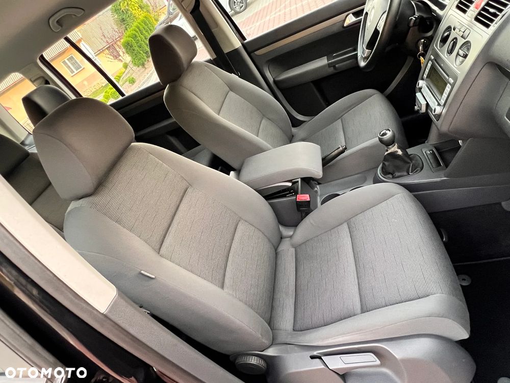 Volkswagen Touran 1.6 Trendline - 22