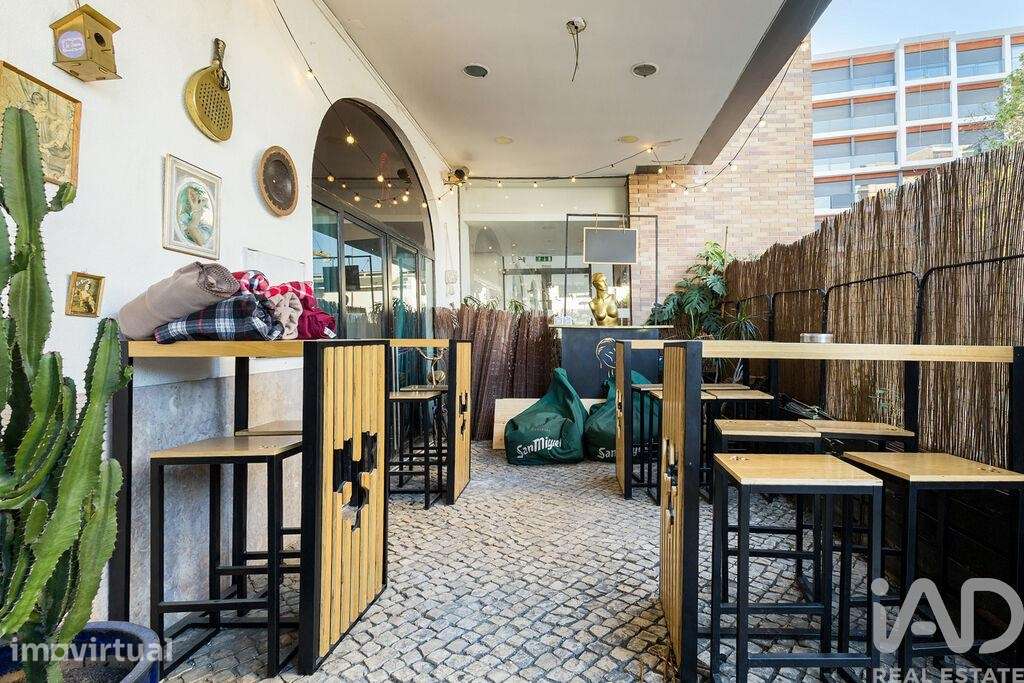 Loja / Estabelecimento Comercial em Alcântara de 192,00 m2 - Grande imagem: 3/27