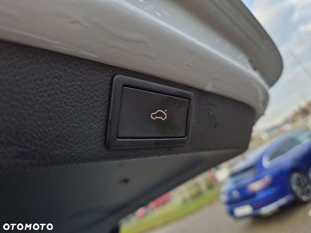 Skoda Octavia 2.0 TDI 4x4 Scout DSG - 34