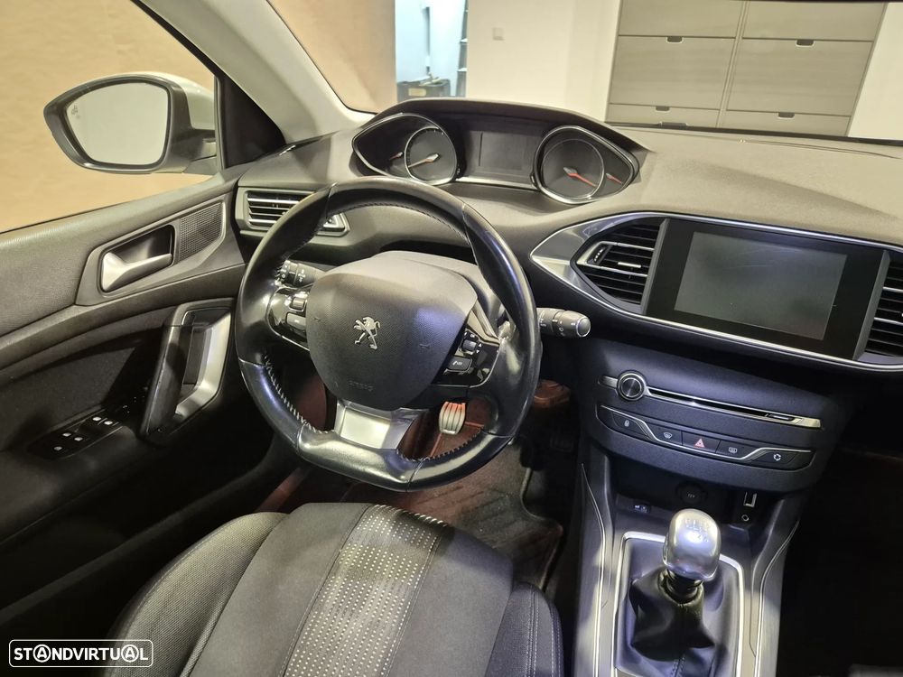 Peugeot 308 SW BlueHDi 120 Stop & Start Allure - 15