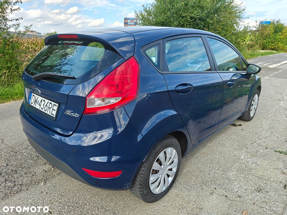 Ford Fiesta 2012 photo 3
