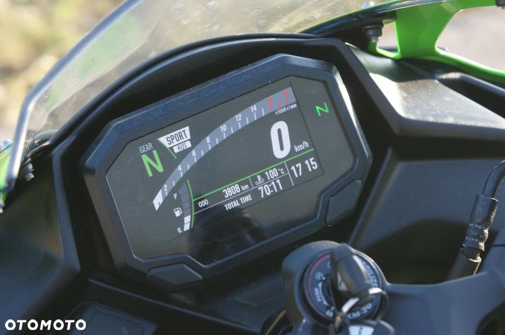 Kawasaki Ninja 400 - 13