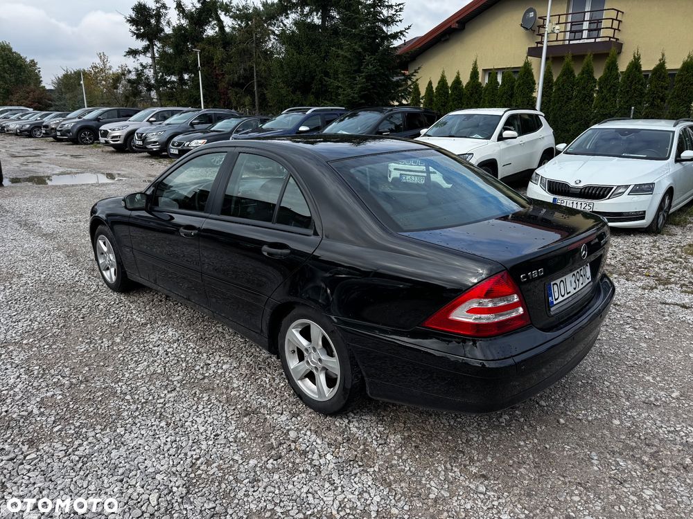 Mercedes-Benz Klasa C 180 Kompressor Avantgarde - 16